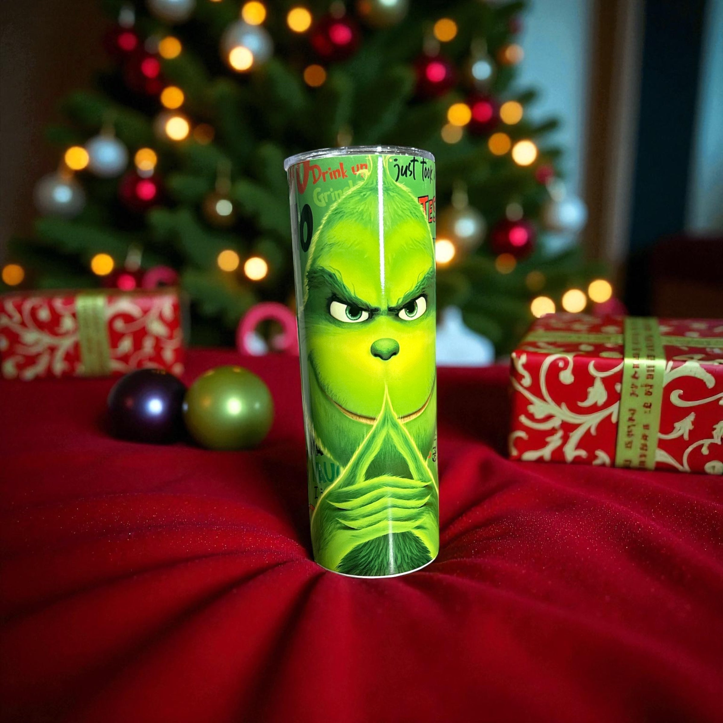 The Grinch Tumbler – 20 oz.